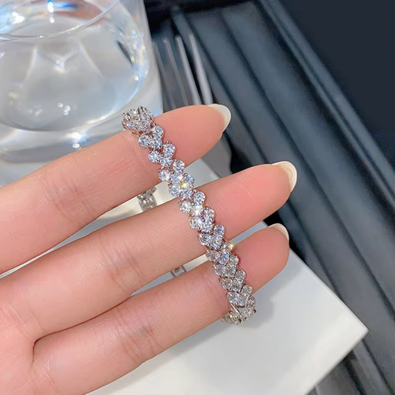 Roman Style Luxury Crystal Bracelet with Full Inlaid Diamond Finish
